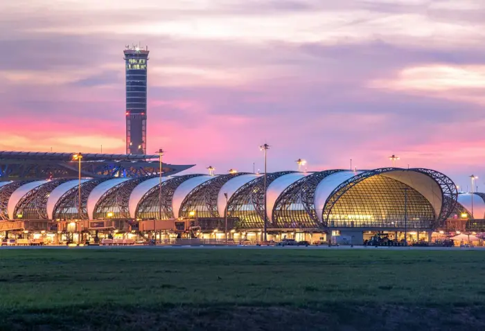 Аэропорт Бангкока Суварнабхуми BKK